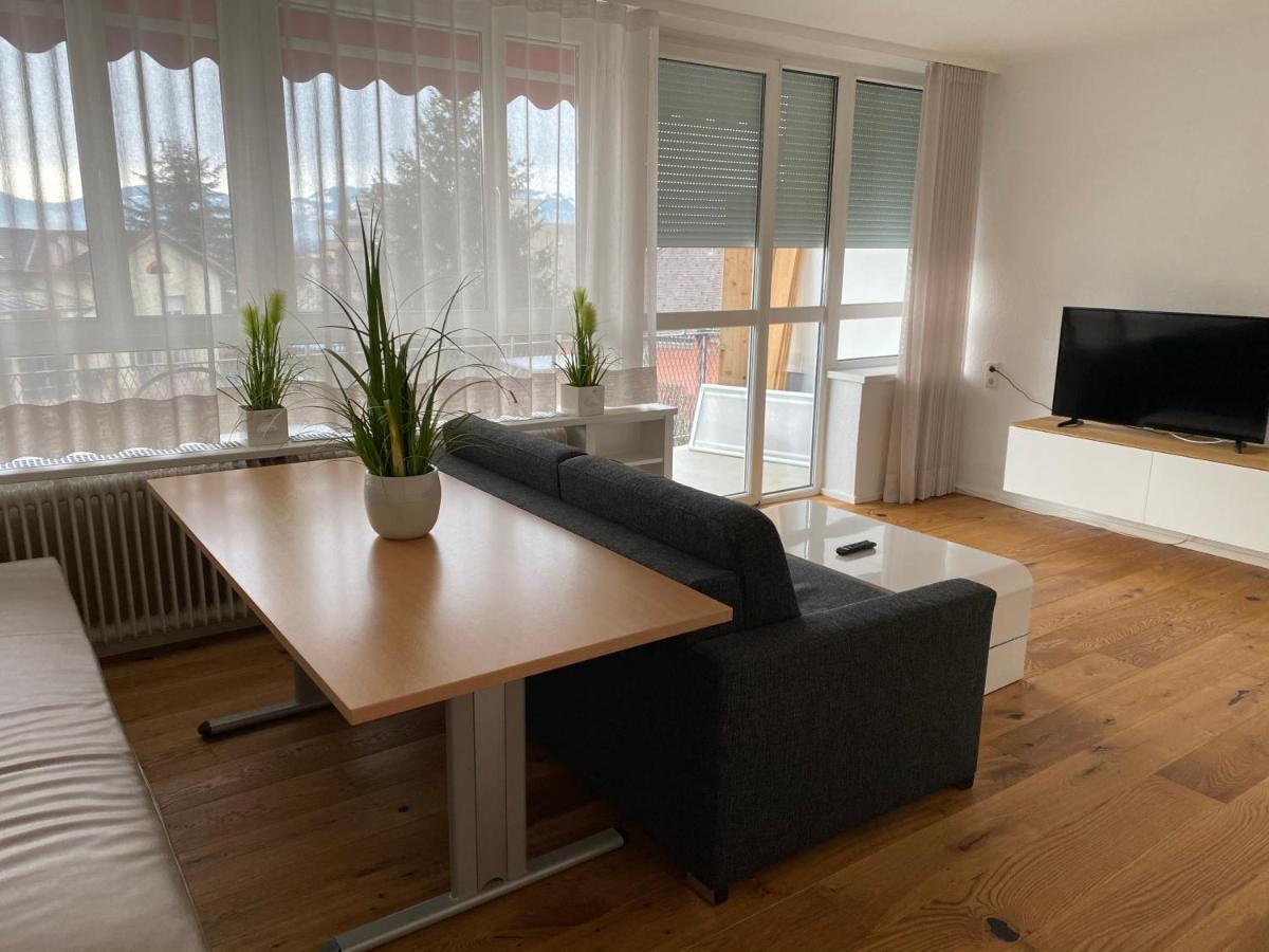Zimmer & Appartements Am Schlossplatz ホーエネムス エクステリア 写真
