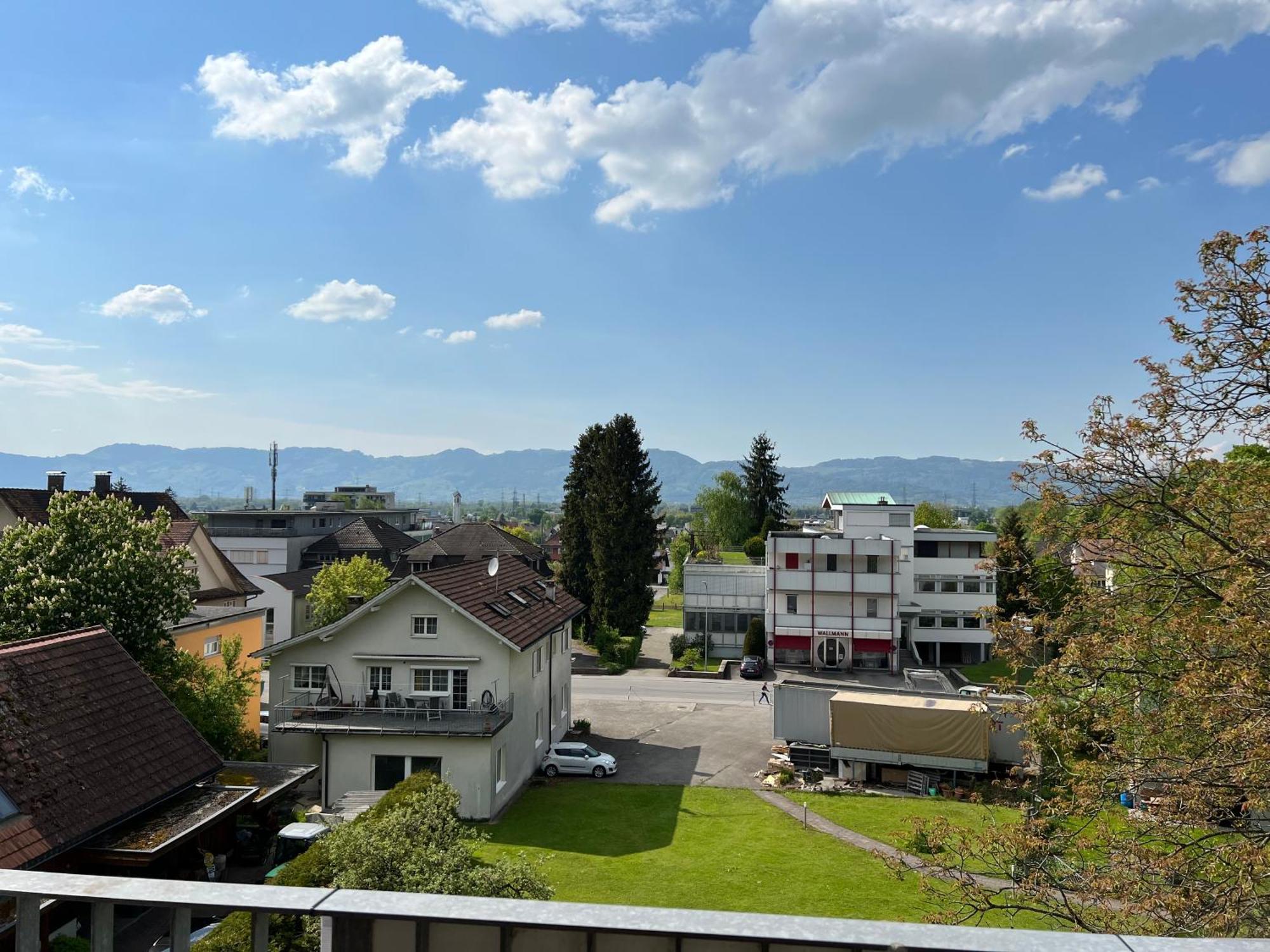 Zimmer & Appartements Am Schlossplatz ホーエネムス 部屋 写真