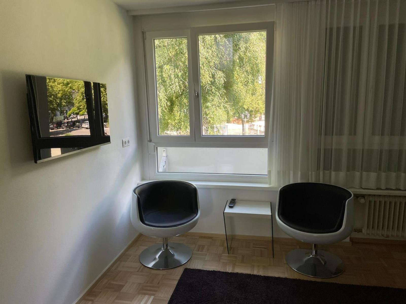 Zimmer & Appartements Am Schlossplatz ホーエネムス 部屋 写真